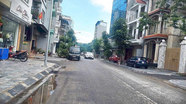 Bán nhà phố Cổ Linh, mặt tiền kinh doanh cực đẹp, 50m2, 8.2 tỷ