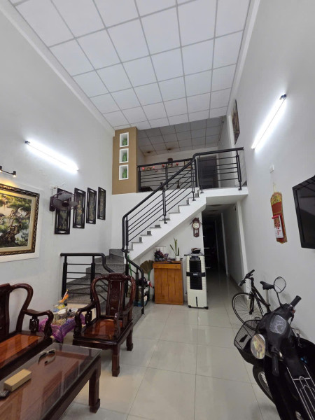 SIÊU PHẨM NHÀ 2 MẶT TIỀN TRUNG TÂM CHỢ DINH – LÊ VĂN THỦ, QUY NHƠN