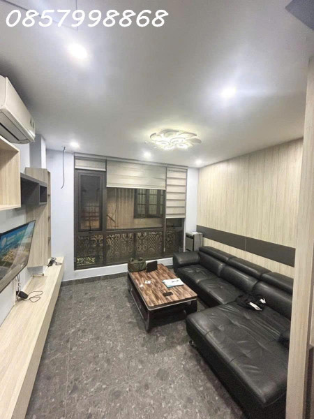 CĂN NHÀ PHỐ HIẾM  ĐẸP Ở NGAY - 5 TẦNG FULL CÔNG NĂNG - CHỦ TẶNG ĐỦ NỘI THẤT