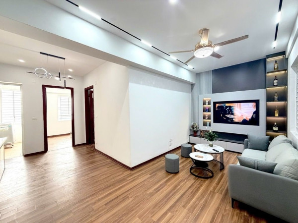 Bán nhà đẹp Xuân Đỉnh 2 mặt thoáng 31m2 5 tầng thang máy giá 9,2 tỷ