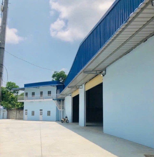 BÁN KHO MẶT TIỀN QL61C, GẦN CẦU BA LÁNG, DT 2168M2, CHỈ 11TR/M2. LH:0783960791.