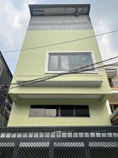 TÔI CẦN BÁN CĂN NHÀ HẺM XE HƠI 60/76 ĐƯỜNG LÝ CHÍNH THẮNG P8Q3. LH:0966775504.