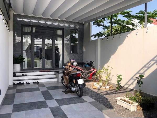 BÁN NHÀ 2 TẦNG – 5M X 27M – CÓ SÂN TRƯỚC SAU THOÁNG MÁT. LH:0988736135