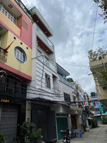 Nhà 4 Tầng - Bà Hom - HXH - Chỉ 8 TỶ