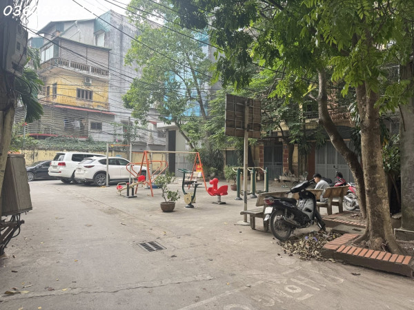 Siêu hiếm, bán đất phố Khuất Duy Tiến 40m, mặt tiền, 3.7m, 12.9 tỷ