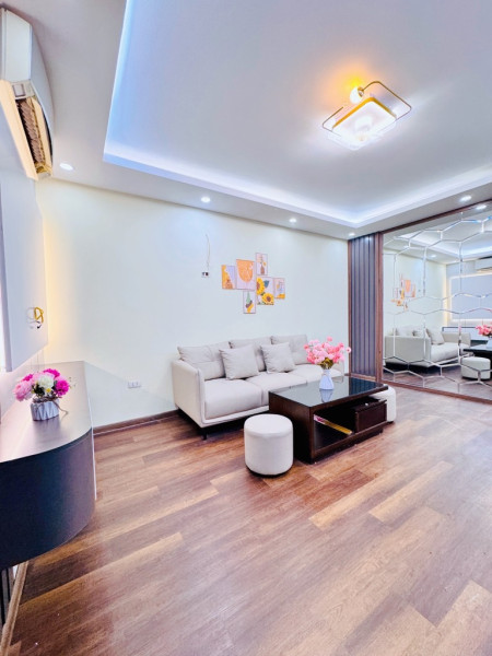 B.án nhà Tập thể Quỳnh Mai 70m 2 ngủ về ở ngay nhà dân.