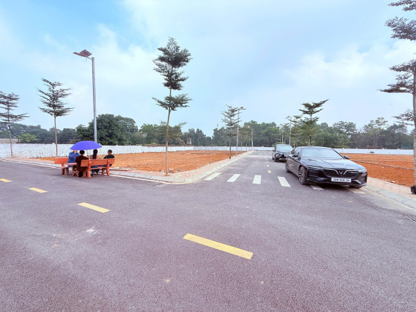Chỉ 2 tỷ ,lô đất 100m full thổ ,tại thôn Cánh Chủ,cách Công nghệ Cao Hòa Lạc chỉ 500m