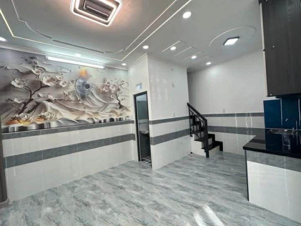 MỘT CĂN DUY NHẤT - KHÔNG CÓ CĂN THỨ HAI - NHÀ 2 TẦNG ĐẸP XINH - NHỈNH 2 TỶ-THỚI AN-Q12