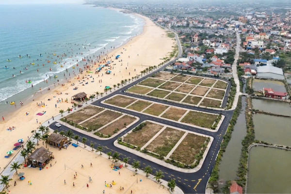 CHỈ 1 LÔ DUY NHẤT - TRỤC KINH DOANH ĐỐI DIỆN ĐÔ THỊ LẤN BIỂN TẠI NAM ĐỊNH