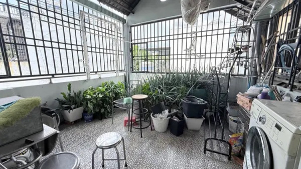 F13 PN Huỳnh Văn Bánh, 3 bước ra bờ kè, gần 58m2 x 4 tầng, hem thông, nhỉnh nhẹ 8 đồng.