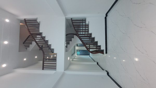 Bán nhà Vĩnh Trung, 40m² x 5 tầng, mới koong, giá chào 5 tỷ