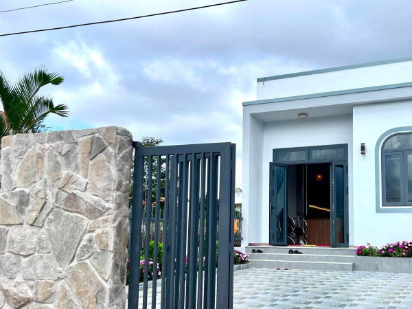 Cần Bán Nhà 169m² Có 85m² Thổ Cư, Nhà Mới 2 Phòng Ngủ, View Thoáng Gần Đà Lạt