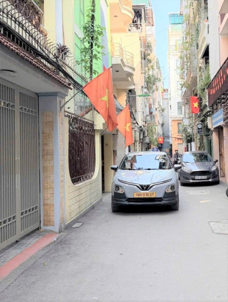 Bán nhà mặt ngõ ô tô tránh, kinh doanh, dòng tiền phố Kim Mã, Ba Đình, nhỉnh 13 tỷ