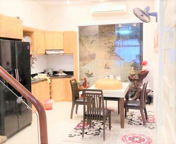 Bán nhà dân xây phố Núi Trúc Ba Đình, 10m ra phố, 31m 5T, nhỉnh 10 tỷ