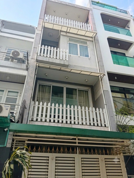 Gần BV Nhi Đồng 1 - Cư xá Đồng Tiến - Trung tâm Q10 - Dt: 4*19m - 15 tỷ 5