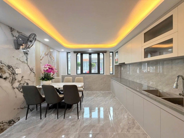 NHÀ MỚI FULL NỘI THẤT PHẠM VĂN CHIÊU – GARA Ô TÔ – 5 TẦNG – 4x15M – NHỈNH 8 TỶ