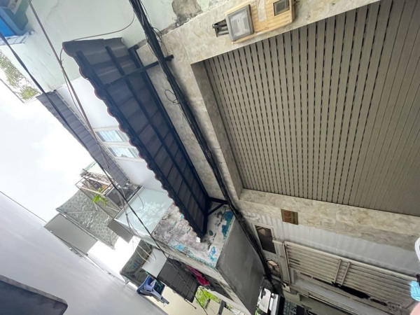 Bán nhà riêng tại Đường Thành Thái, Phường 10, Quận 10, TP HCM giá 5 tỷ  100 triệu