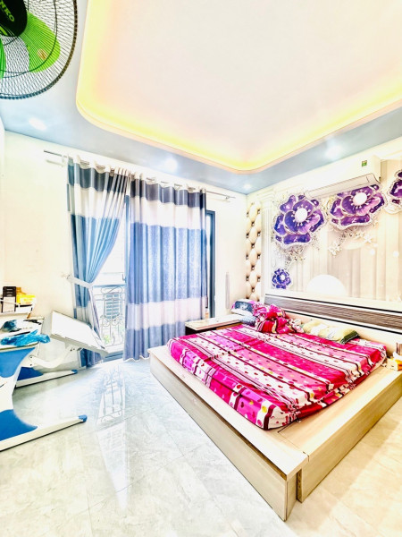 VỊ TRÍ ĐẸP - KỀ BÊN AEON MALL TÂN PHÚ - CELEDON CITY - HẺM XE TẢI 6M - NHÀ 5 TẦNG HOÀN CÔNG ĐỦ - S