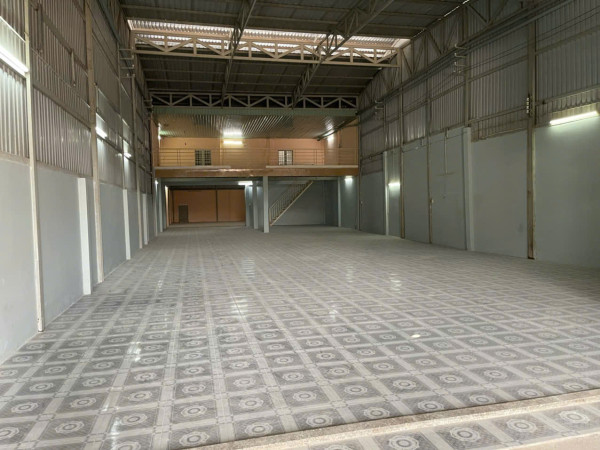 Bán gấp nhà mặt tiền Đặng Thúc Vịnh, Đông Thạnh, Hóc Môn, 535m2, giá 17.9 tỷ, sổ hồng riêng. LH: