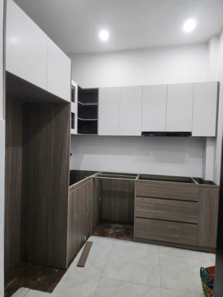 Nhà đẹp cần bán, có nội thất, đường oto ra vào, Sổ hồng sang tên ngay, Giá còn bớt