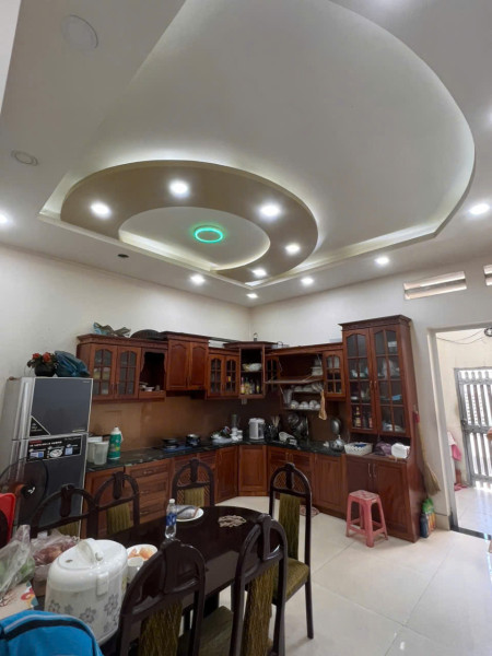 SIÊU PHẨM 2 MẶT TIỀN TRUNG TÂM Q 2 CŨ - TP HCM