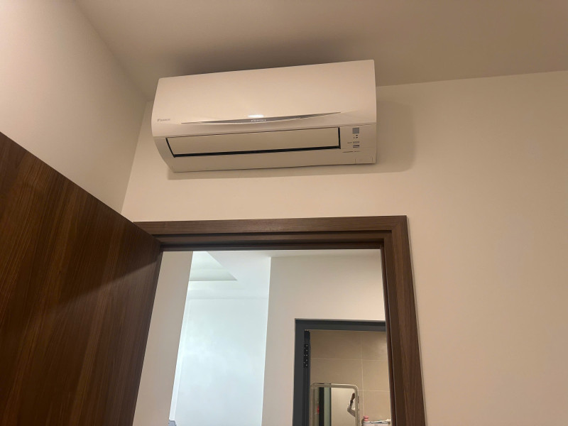 2PN2WC - 67m2 - Giá 3.75 tỷ bao thuế phí - Đủ nội thất - Q7 Riverside