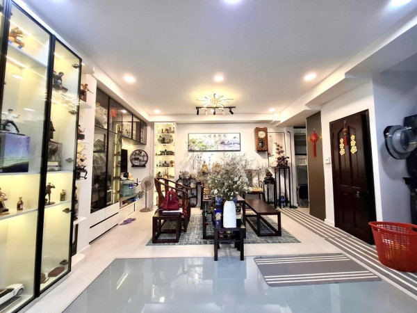 Bán nhà Q1 – Trần Hưng Đạo, vị trí vàng giữa lòng Sài Gòn.