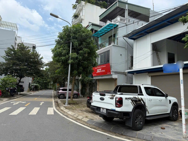 KHÔNG THỂ TIN NỔI TĐC VIỆT HƯNG 6 TẦNG THANG MÁY-- Ô TÔ TRÁNH, VỈA HÈ, 45M2 - 9, 2 TỶ