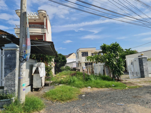 Đất mặt tiền ql1a phường Ninh Hà( phường Hòa Thắng mới) tỉnh Khánh Hoà. 
Diện tích 212m2 ngang