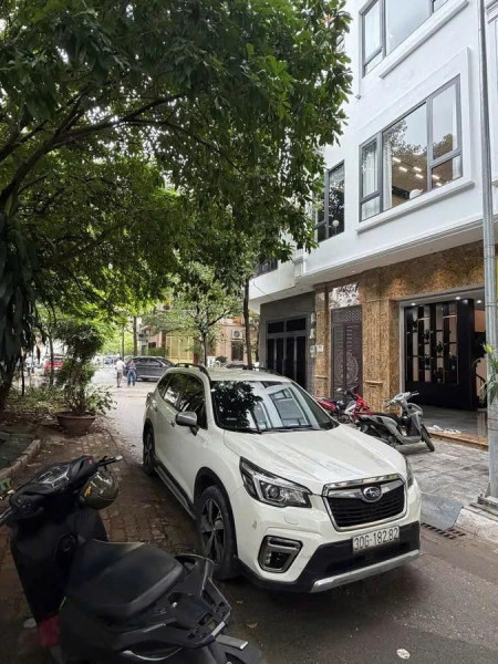 HIẾM THUỴ KHUÊ-  TÂY HỒ - MẶT PHỐ VỈA HÈ - KINH DOANH-  ĐI BỘ RA HỒ TÂY 50M5TẦNG 18,2 TỶ