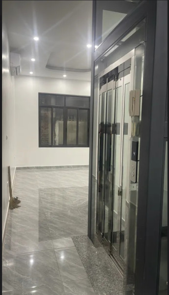 CẦN BÁN NHÀ TỨ LIÊN - TÂY HỒ - 5 TẦNG THANG MÁY - NỘI THẤT ĐẸP - Ở NGAY.